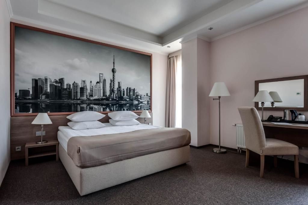 Отель Rius Hotel Львов