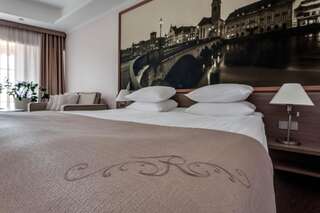 Отель Rius Hotel Львов Полулюкс-2