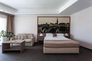 Отель Rius Hotel Львов Полулюкс-4