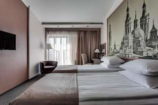 Отель Rius Hotel Львов Двухместный номер с 1 кроватью или 2 отдельными кроватями-10